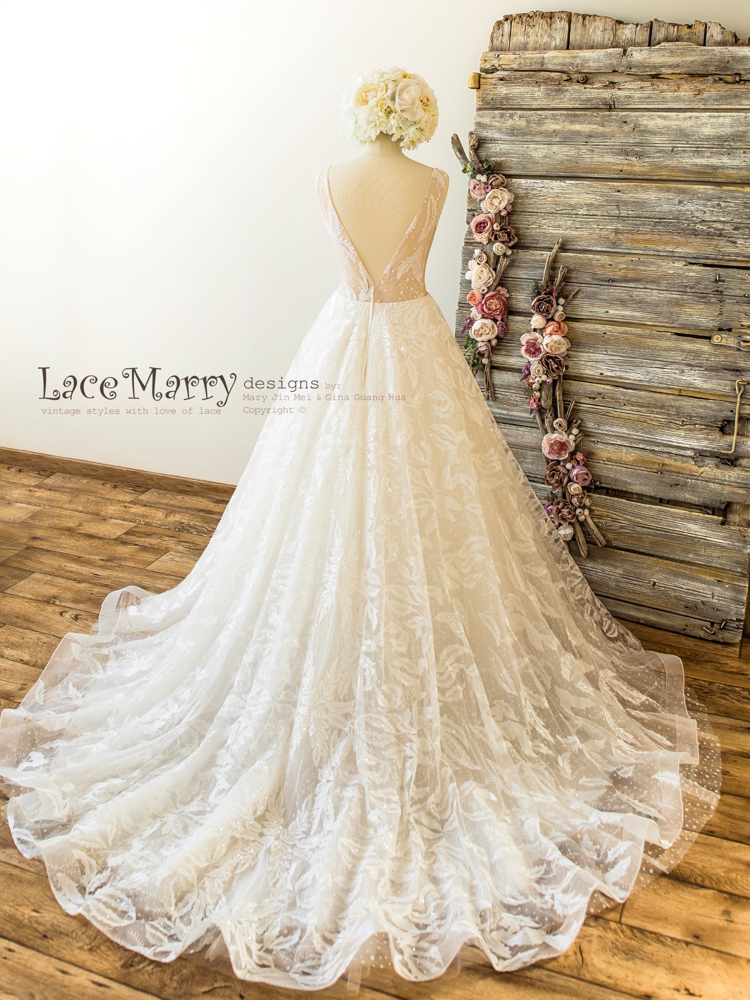 Unique Lace Wedding Dress in Sparkly Feather Pattern - LaceMarry