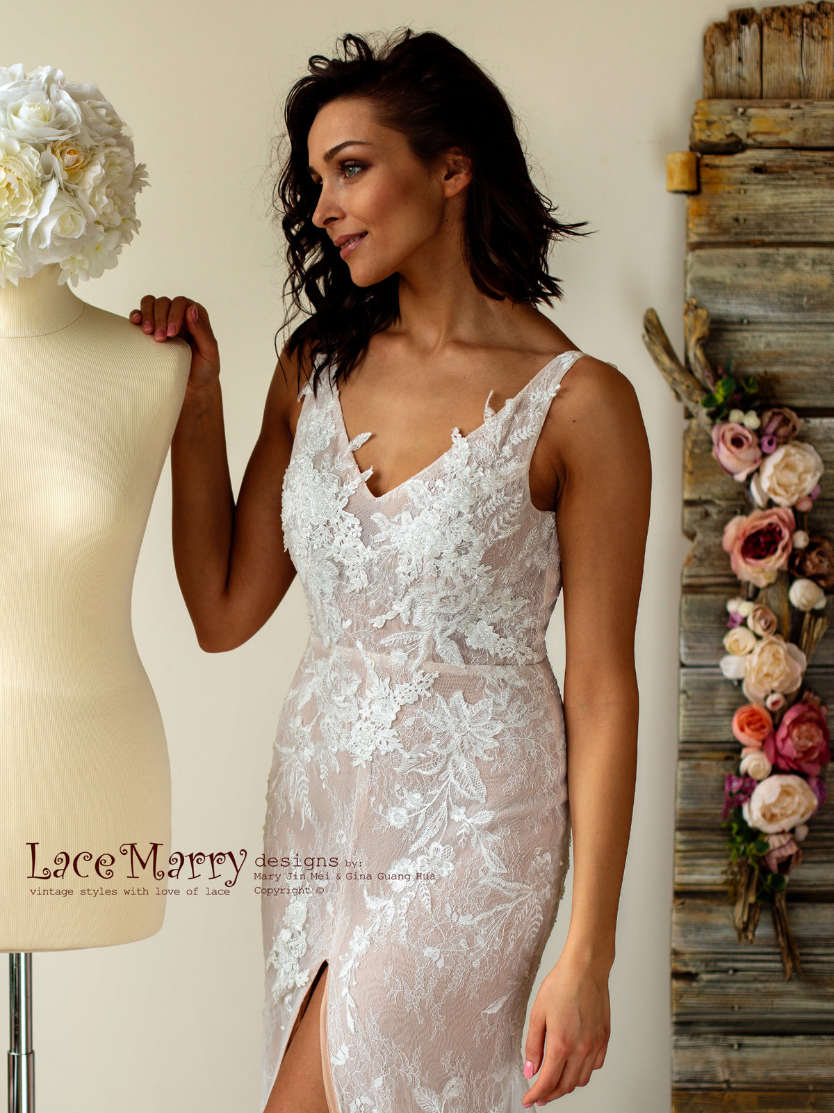 Fitted Lace Wedding Dress