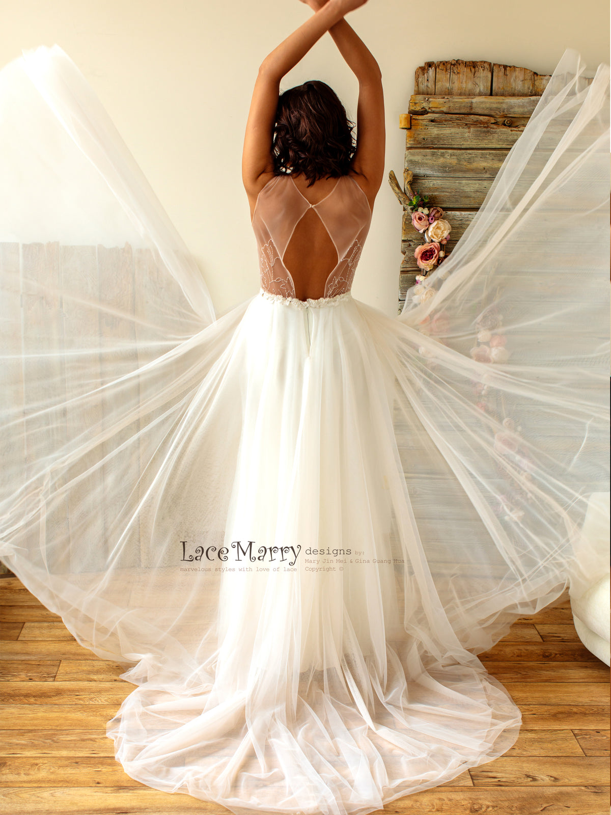 Airy Tulle Wedding Dress for Beach Wedding