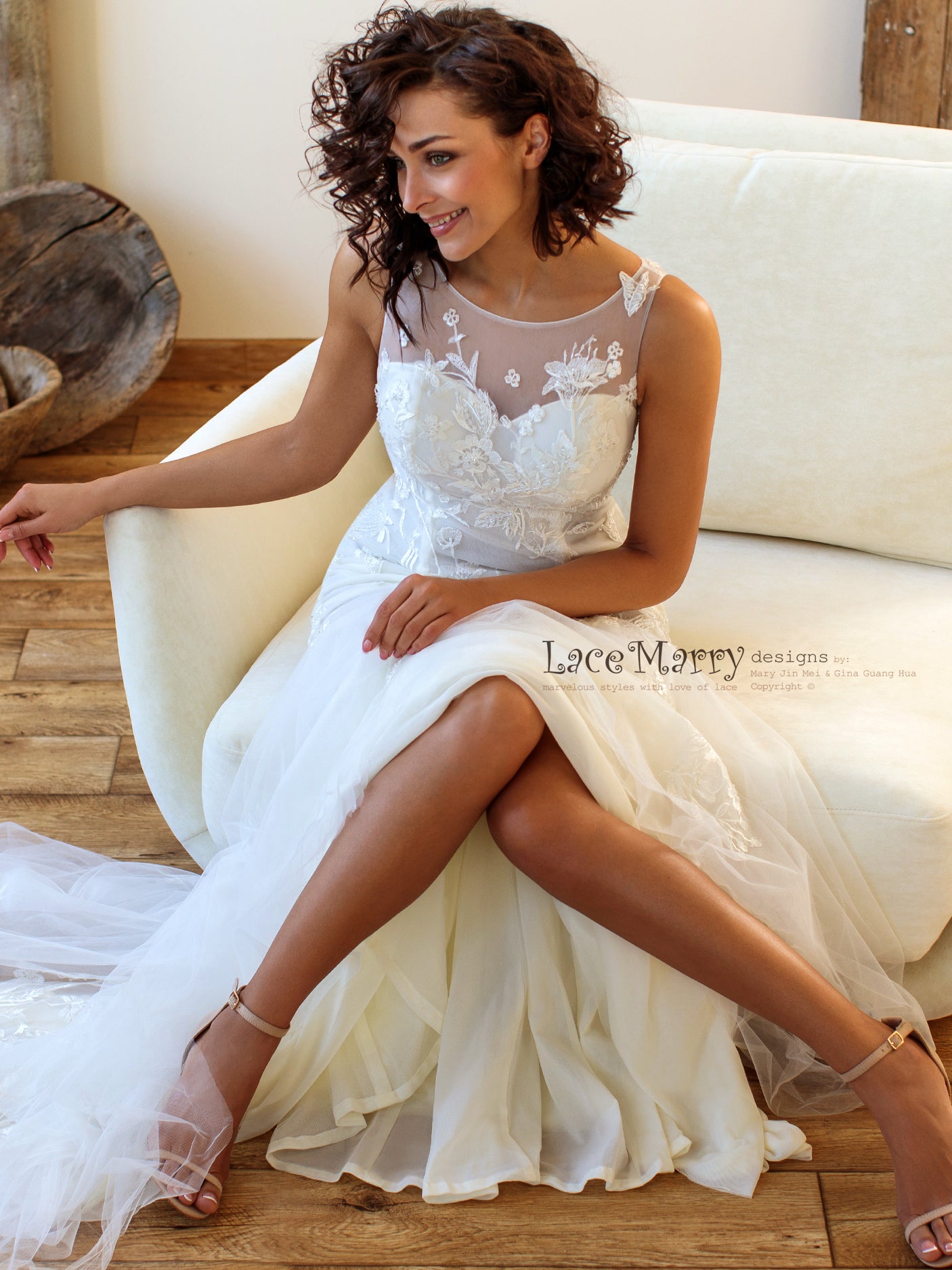 Fitted Lace Wedding Dress with Beaded Floral Appliques - LaceMarry Fitted Lace Wedding Dress with Beaded Floral Appliques - LaceMarry