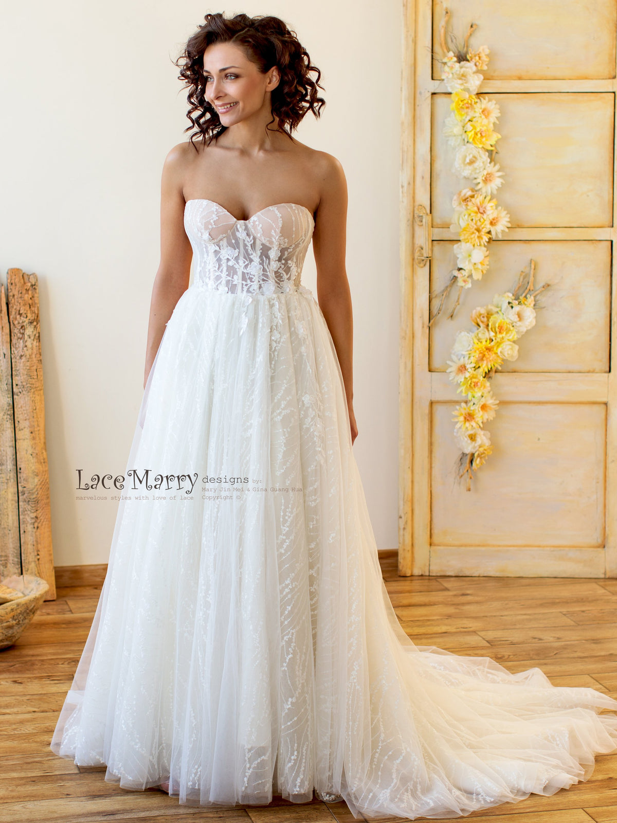 Sexy Strapless Bustier Neckline A Line Wedding Dress - LaceMarry Sexy Strapless Bustier Neckline A Line Wedding Dress - LaceMarry