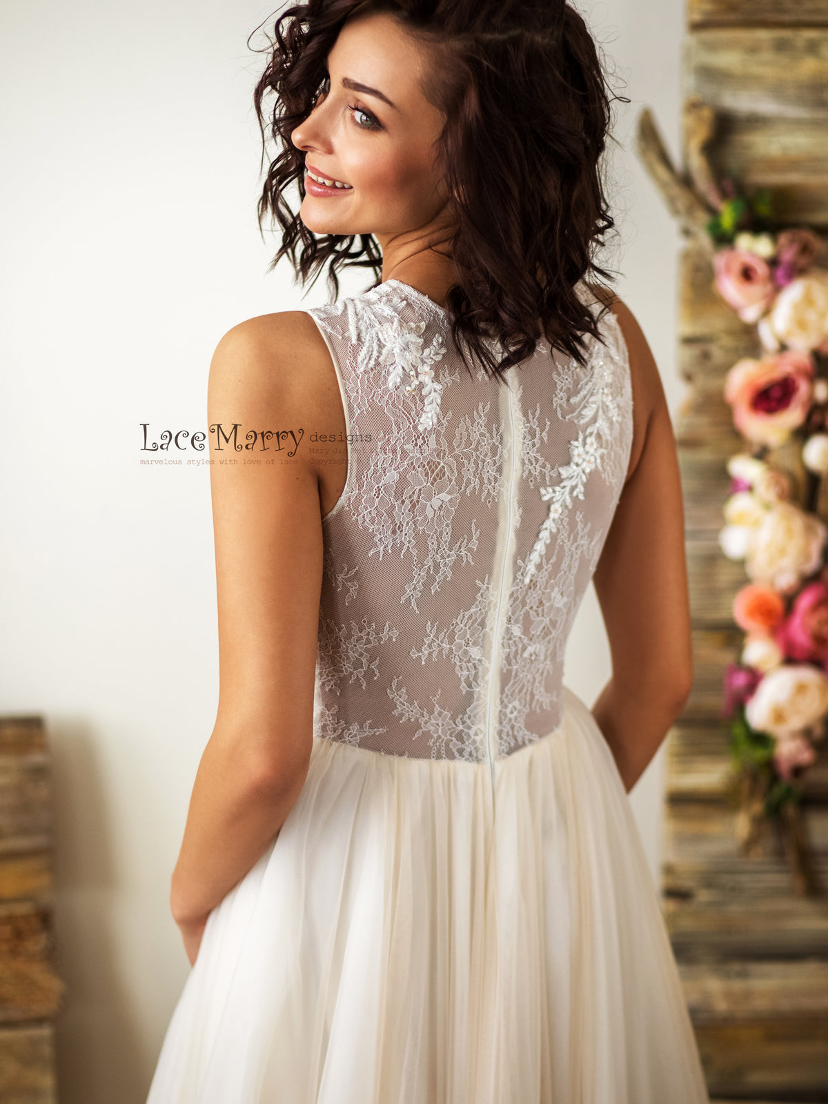 Full Lace Back Wedding Dress