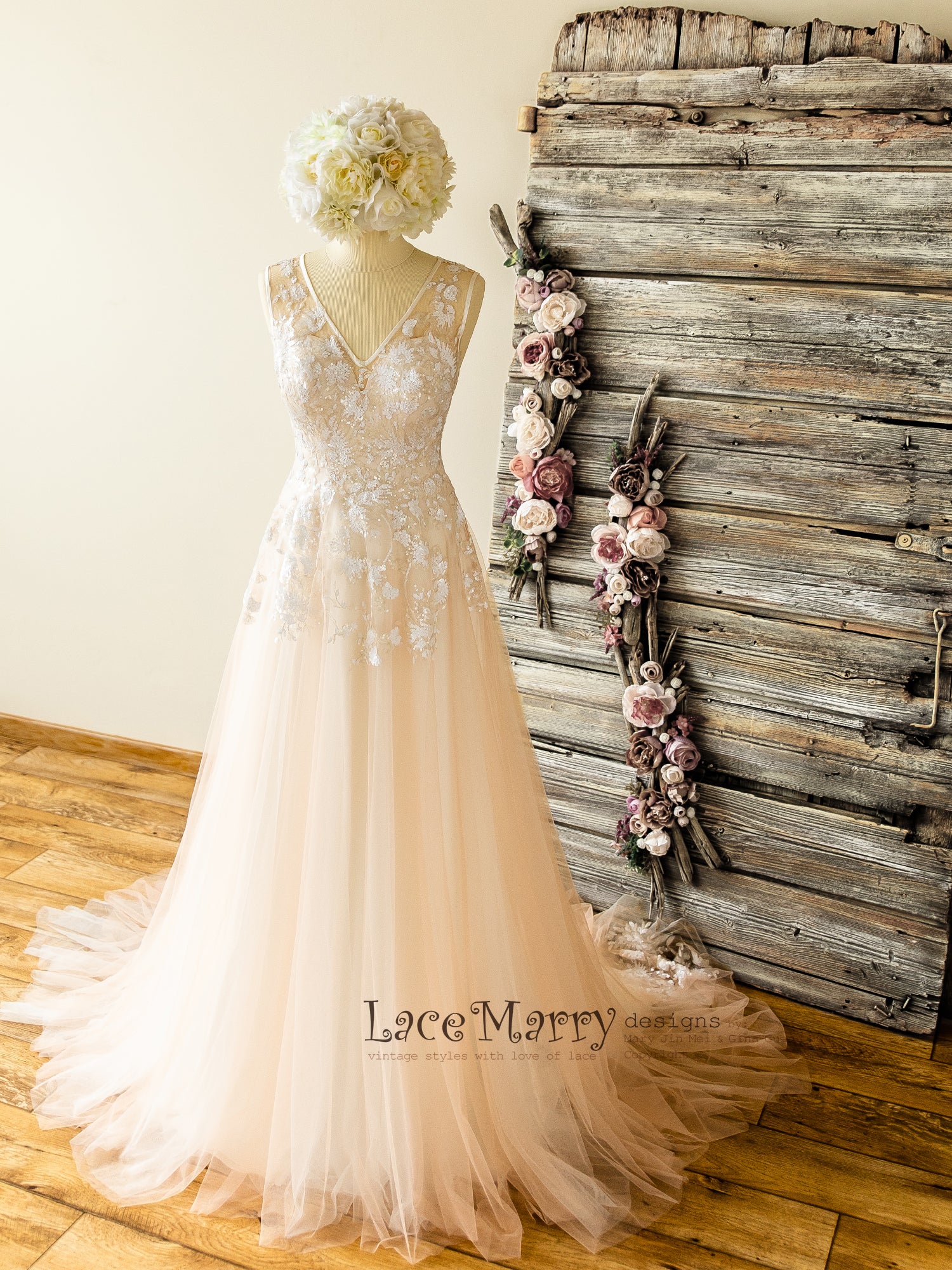 Boho Wedding Dress with Sparkly Ivory Flower Applique - LaceMarry Boho Wedding Dress with Sparkly Ivory Flower Applique - LaceMarry