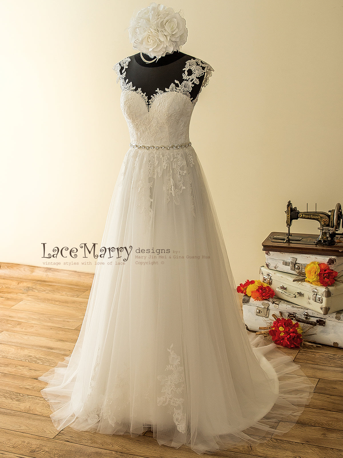 Ivory Boho Summer Wedding Dress with Airy Tulle Skirt - LaceMarry Ivory Boho Summer Wedding Dress with Airy Tulle Skirt - LaceMarry