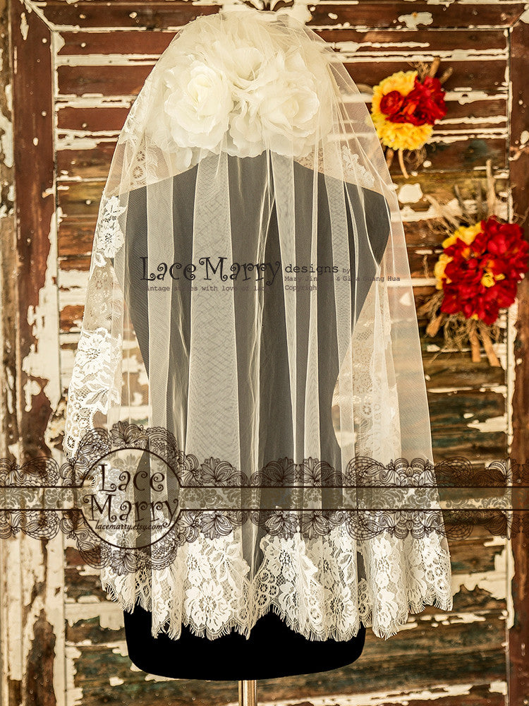 Elbow Length Lace Veil