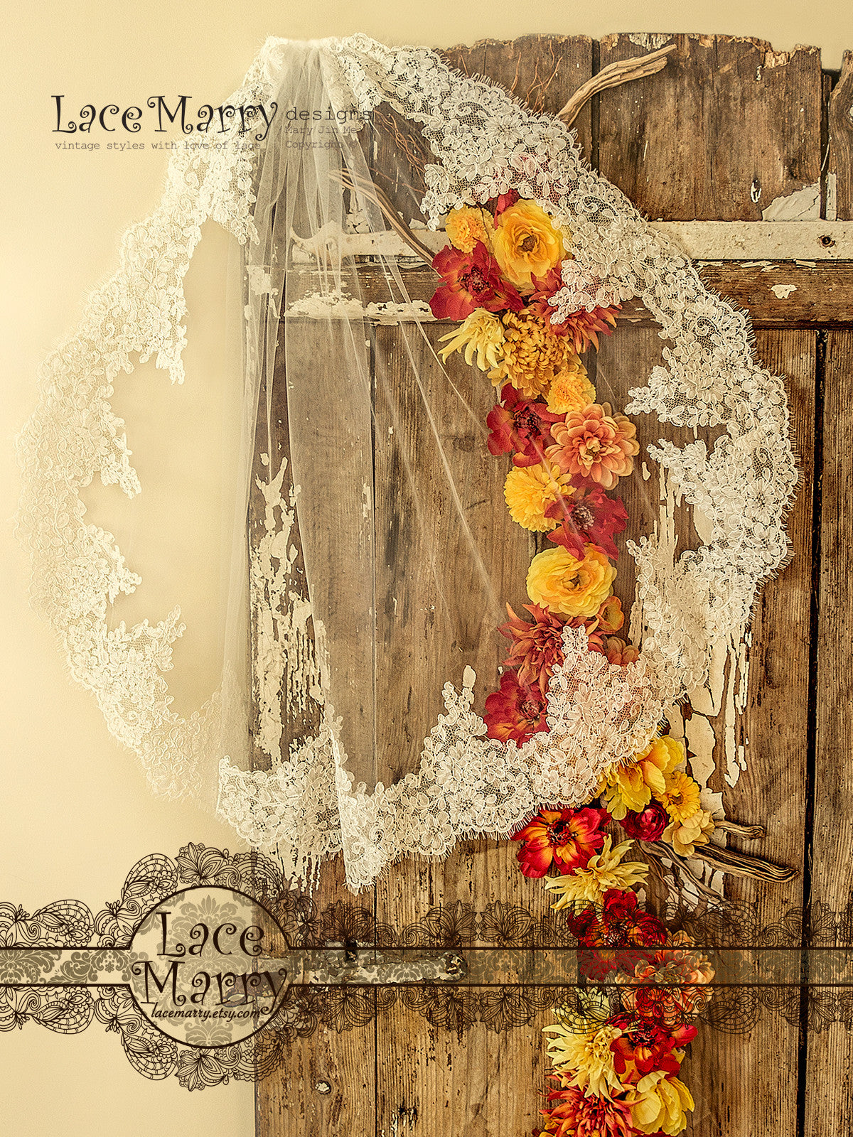 Fingertip Short Veil with Scalloped Alencon Lace Hem
