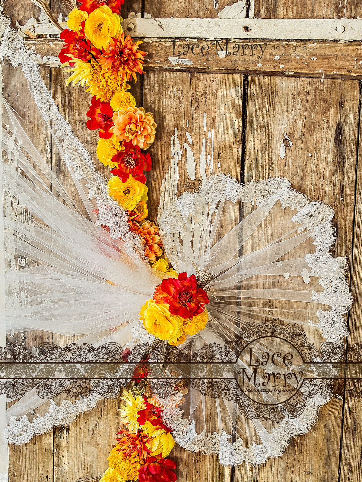 Single Layer Bridal Veil with Scalloped Alencon Lace Hem