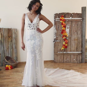 Light Weight Wedding Dress with Gorgeous Floral Appliques